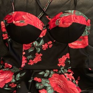 Albion small swim top